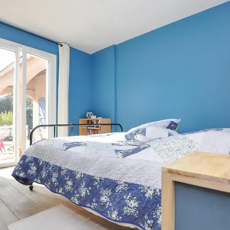 Stunning In With Private Swimming Pool, Be Inside Or Outside * Besse-sur-Issole
